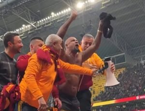 RAMS Park’ta Sürpriz Misafir: Efsane ‘Pitbull’ Felipe Melo, Kocaelispor Maçında Tribündeydi!